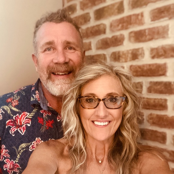 Meet your Posher, Brandy - Picture 3 of 10